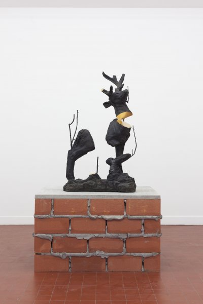 Monument for a Broken Deer n°1