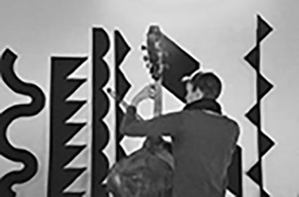 doublebass improvisation by Tim Vandenbergh in the studio